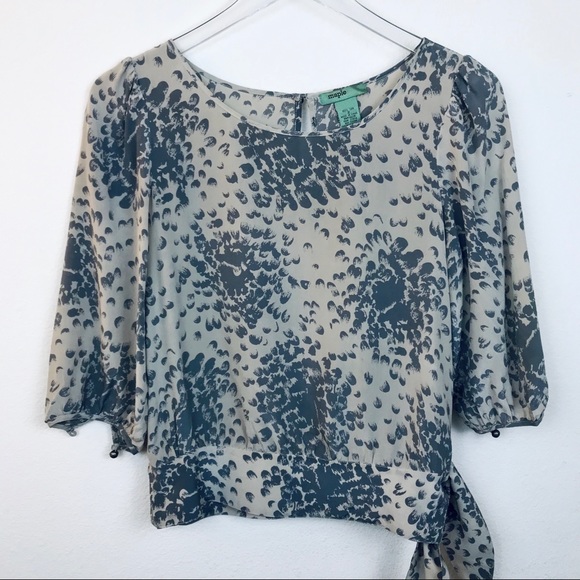 Blouse with tie closure xs - Picture 1 of 5